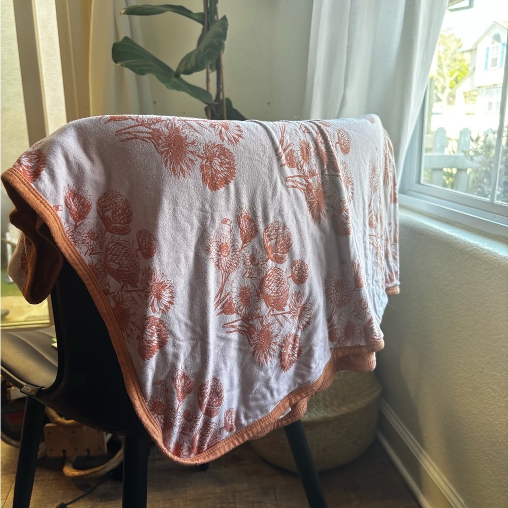 Kate Quinn dahlia Double Layer Swaddle